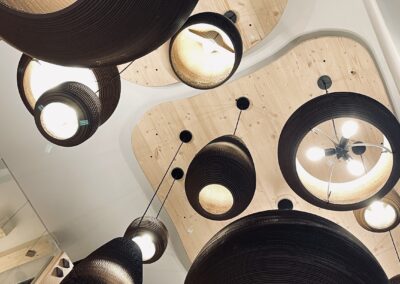 Jeux de lumière avec l'accumulation de suspensions