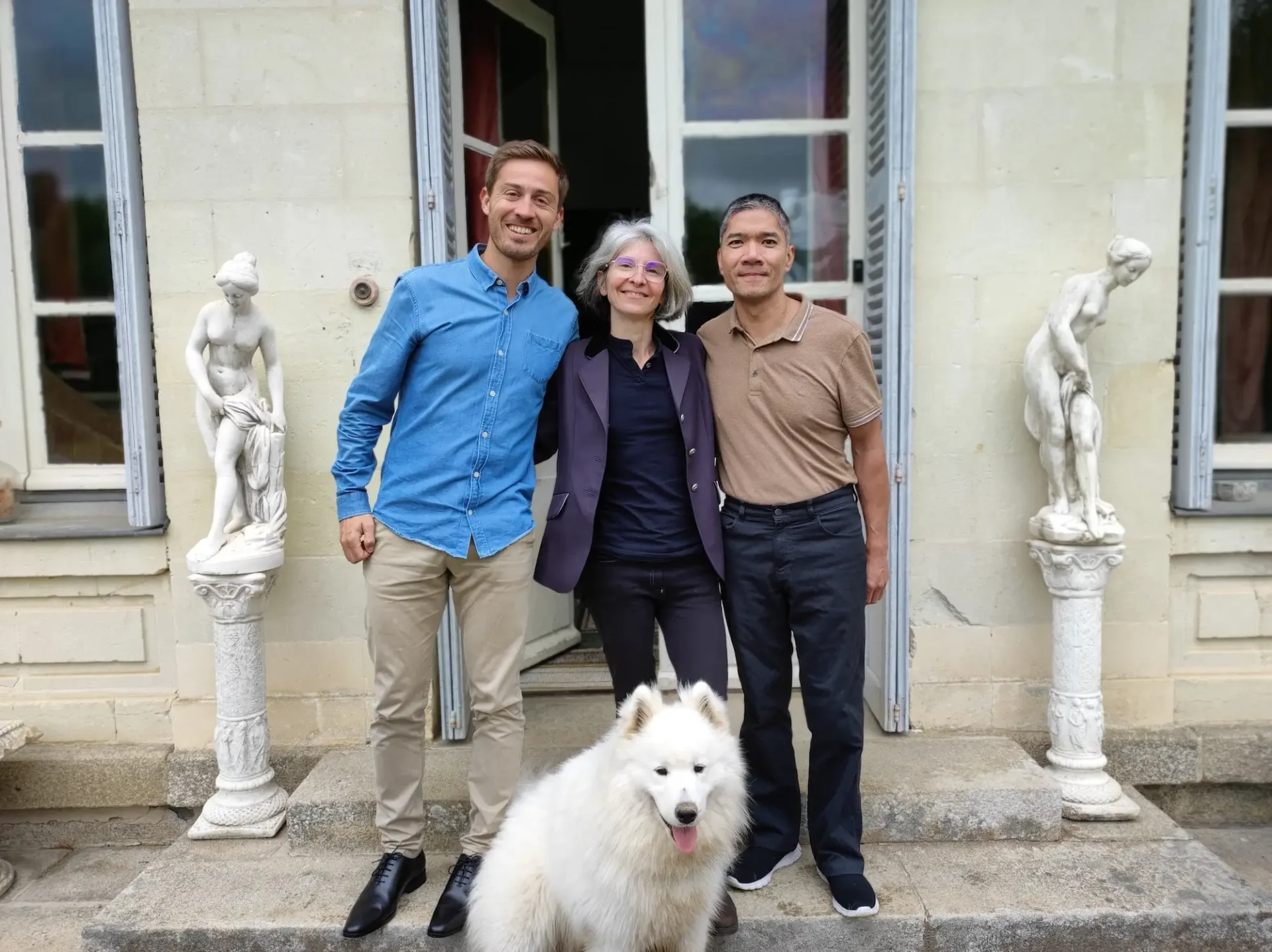 Partir en vacances avec son chien et lui offrir un accueil de qualité, c'est possible grâce à la plateforme emmenetonchien.com créée par Sophie Morche