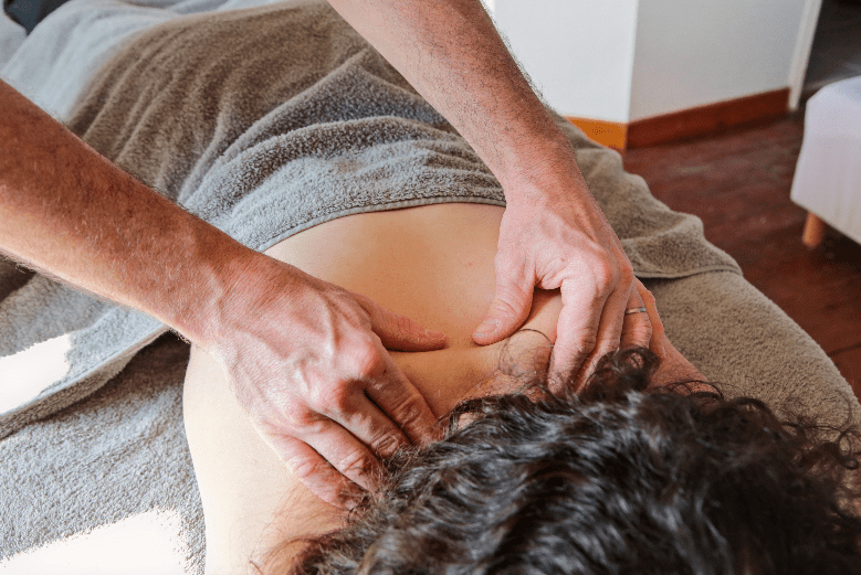 Emmenetonchien.com la plateforme affinitaire du tourisme dog-friendly ©Sophie Morche Partir en vacances avec son chien et lui offrir un accueil de qualité, c'est possible grâce à la plateforme emmenetonchien.com créée par Sophie Morche