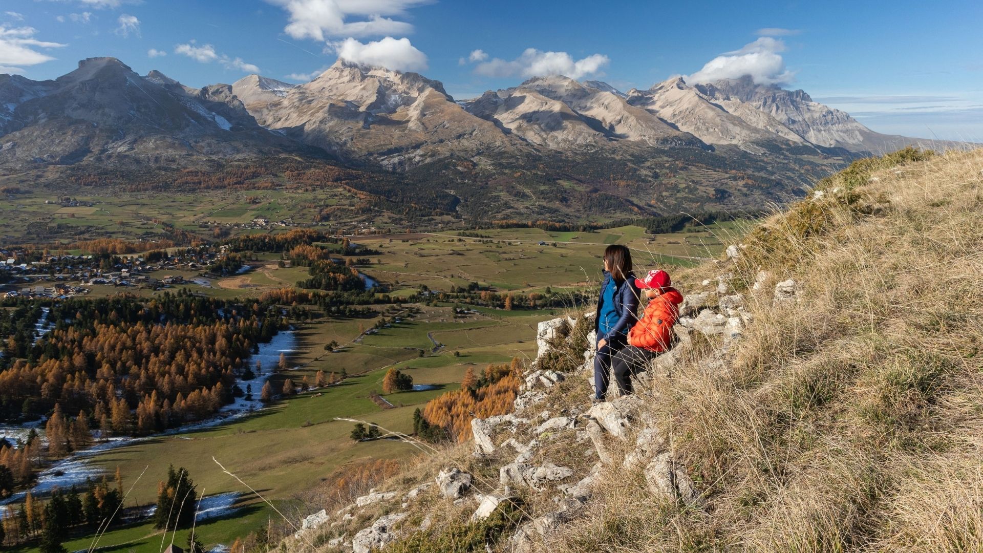Emmenetonchien.com la plateforme affinitaire du tourisme dog-friendly ©Sophie Morche Partir en vacances avec son chien et lui offrir un accueil de qualité, c'est possible grâce à la plateforme emmenetonchien.com créée par Sophie Morche